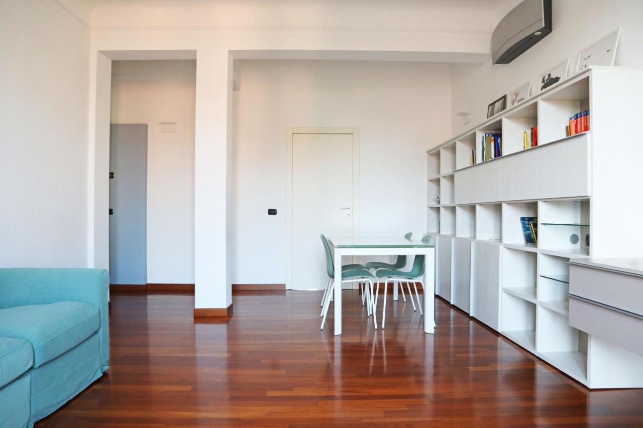 Appartamento Cittastudi Elegant Bright House *